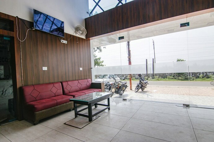 Imagen general del Hotel FabExpress Vistara Grand. Foto 14