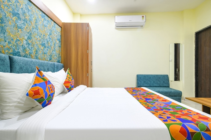 Imagen de la habitación del Hotel FabGrand Giriraj. Foto 9