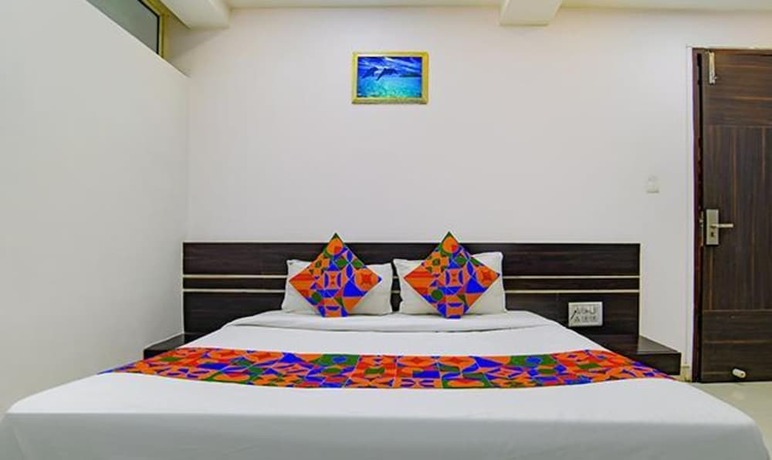 Imagen general del Hotel FabGrand Raj. Foto 1