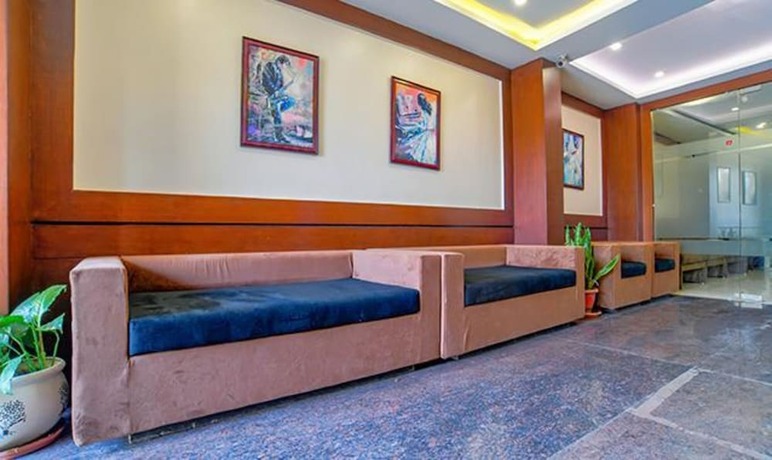 Imagen general del Hotel FabGrand Raj. Foto 2