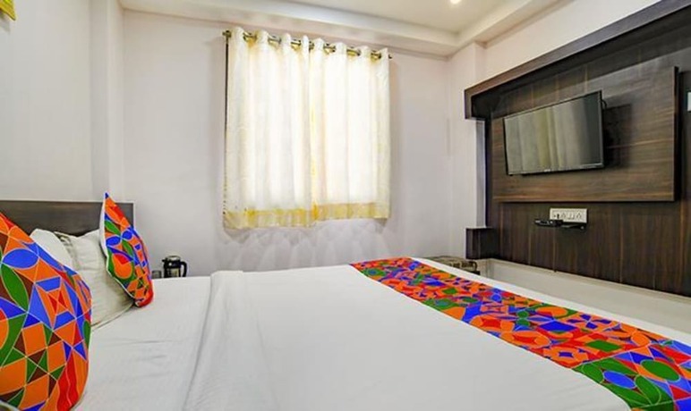 Imagen general del Hotel FabGrand Raj. Foto 6