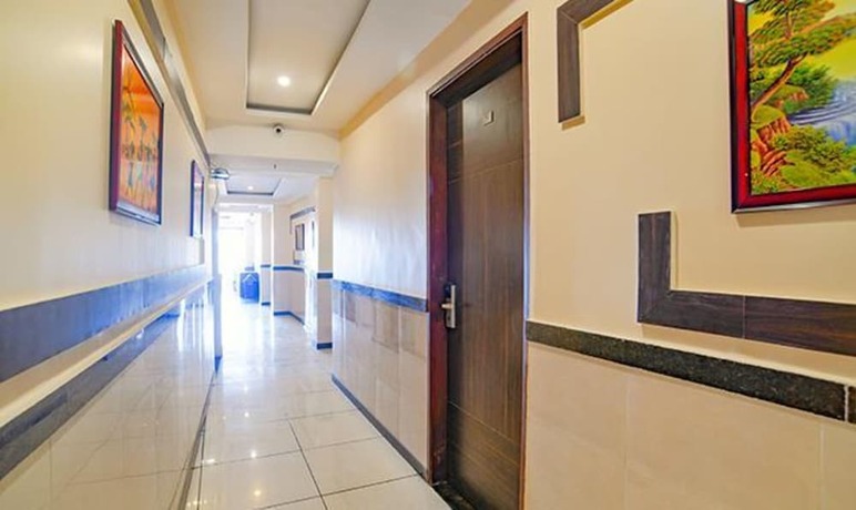 Imagen general del Hotel FabGrand Raj. Foto 7