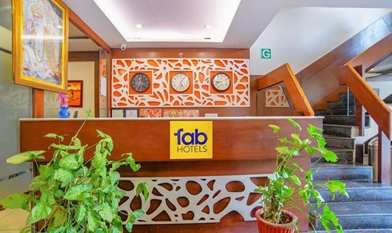 Imagen general del Hotel FabGrand Raj. Foto 11