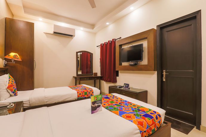 Imagen de la habitación del Hotel FabHamlet Stay. Foto 6