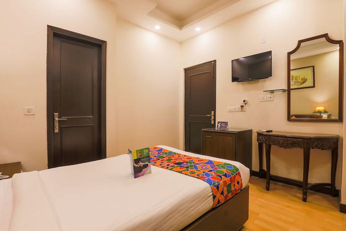 Imagen de la habitación del Hotel FabHamlet Stay. Foto 17