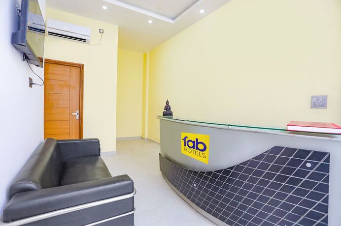 Imagen general del Hotel FabHexa Noida Sector 56. Foto 17