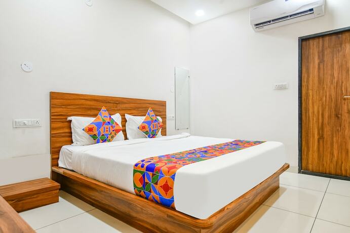 Imagen de la habitación del Hotel FabHotel Adiyogi Aura. Foto 19