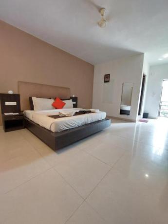 Imagen general del Hotel FabHotel Bay Breeze. Foto 5