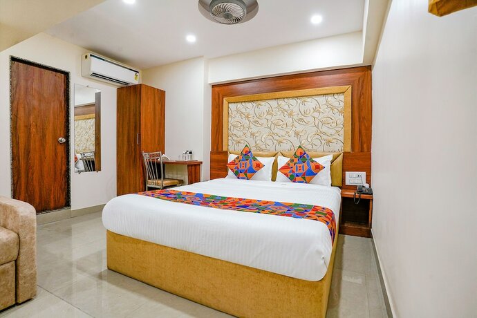 Imagen de la habitación del Hotel FabHotel Saineel I. Foto 15