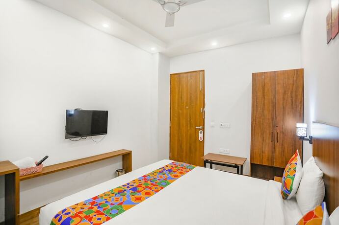 Imagen general del Hotel FabIndirapuram By SBG. Foto 5