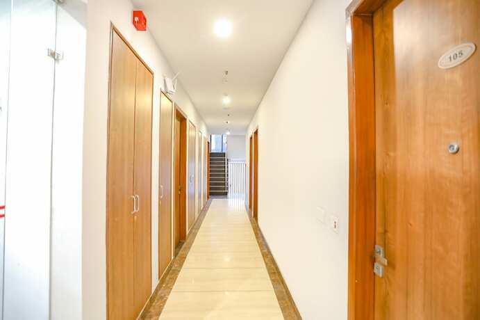 Imagen general del Hotel FabIndirapuram By SBG. Foto 12