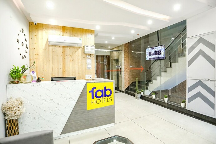 Imagen general del Hotel FabIndirapuram By SBG. Foto 15