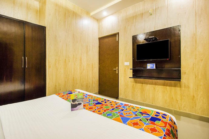 Imagen de la habitación del Hotel FabJannat. Foto 4