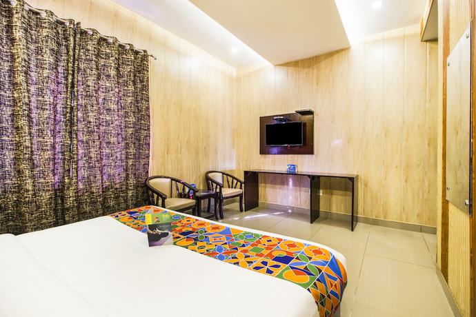 Imagen de la habitación del Hotel FabJannat. Foto 13