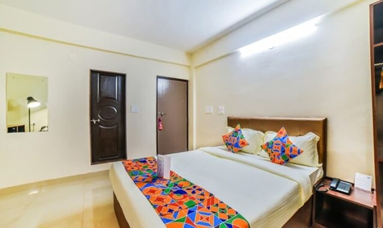 Imagen de la habitación del Hotel FabK7 Trends With Pool, Baga Beach. Foto 14