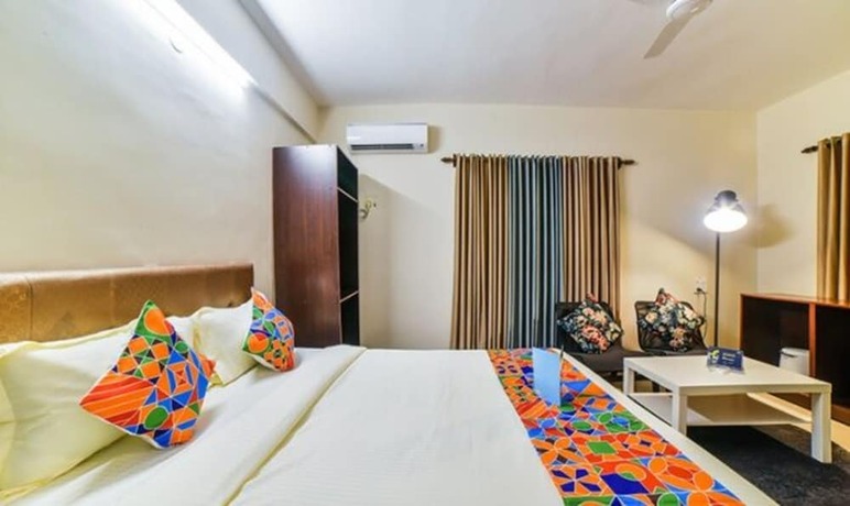 Imagen de la habitación del Hotel FabK7 Trends With Pool, Baga Beach. Foto 18