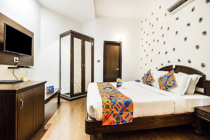 Imagen de la habitación del Hotel FabLe Monarque Piccadily Chowk. Foto 8