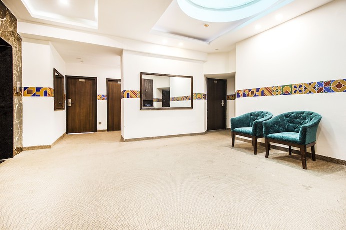 Imagen de los interiores del Hotel FabLe Monarque Piccadily Chowk. Foto 20