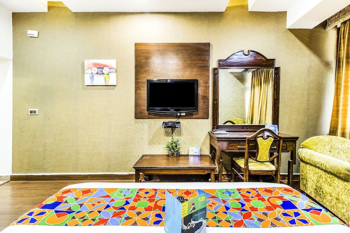 Imagen de la habitación del Hotel FabLe Monarque Piccadily Chowk. Foto 12
