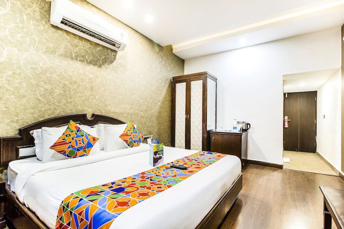 Imagen de la habitación del Hotel FabLe Monarque Piccadily Chowk. Foto 13