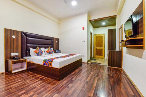 Imagen de la habitación del Hotel FabManali Heaven. Foto 20
