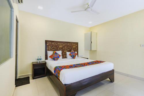 Imagen de la habitación del Hotel FabMoon Bliss Beach Resort. Foto 19