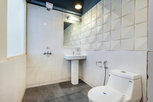 Imagen general del Hotel FabMoon Bliss Beach Resort. Foto 3