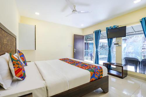 Imagen general del Hotel FabMoon Bliss Beach Resort. Foto 8