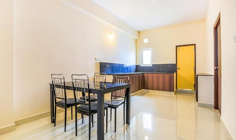 Imagen general del Hotel FabNamaha Suites. Foto 1