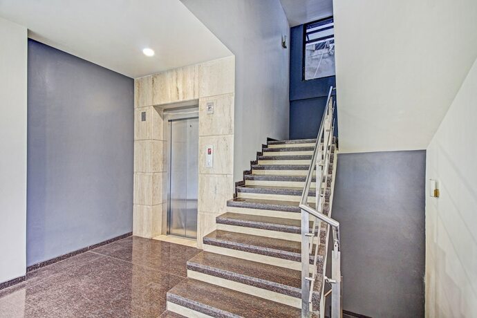 Imagen general del Hotel FabNaman Palace. Foto 2