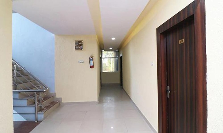 Imagen de los interiores del Hotel FabNeena Palace. Foto 17