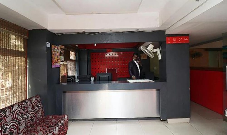 Imagen de los interiores del Hotel FabNeena Palace. Foto 19