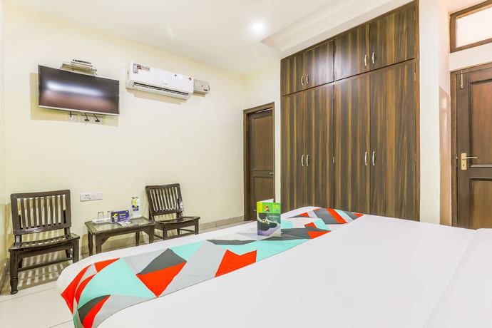 Imagen de la habitación del Hotel FabNew DK Palace. Foto 5