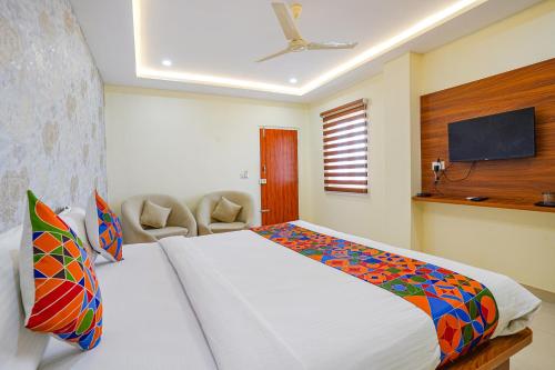 Imagen general del Hotel FabPartha Residency. Foto 7