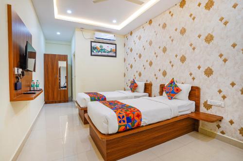 Imagen general del Hotel FabPartha Residency. Foto 12