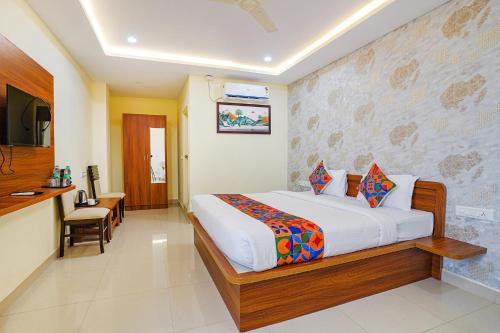 Imagen general del Hotel FabPartha Residency. Foto 13