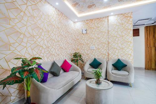 Imagen general del Hotel FabPartha Residency. Foto 17