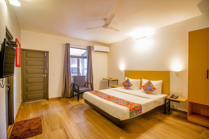 Imagen de la habitación del Hotel FabPlaza Inn By Rio. Foto 15