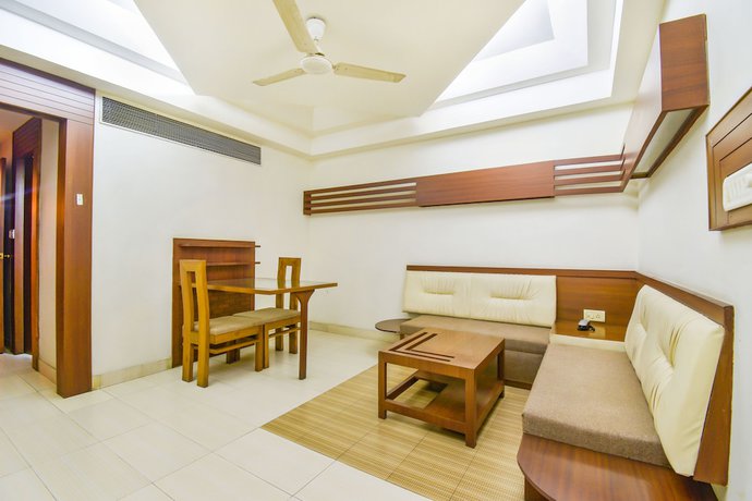 Imagen de los interiores del Hotel FabPrestige Princess. Foto 16
