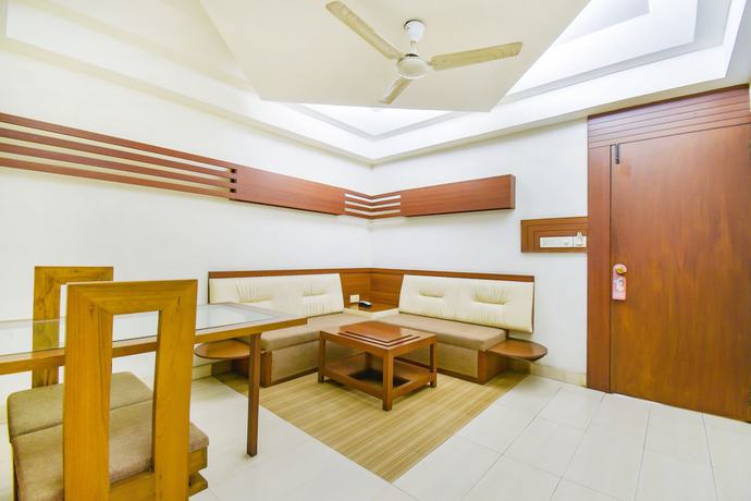 Imagen de los interiores del Hotel FabPrestige Princess. Foto 19