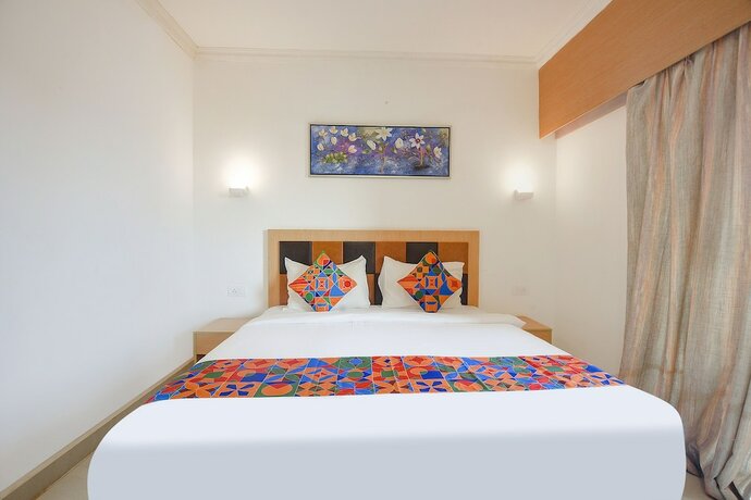 Imagen de la habitación del Hotel FabPrime Infantaria Comfort With Pool, Calangute Beach. Foto 18