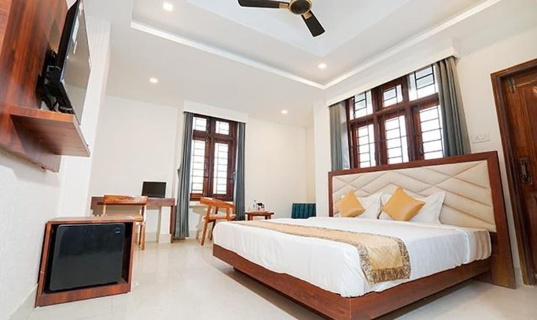 Imagen de la habitación del Hotel FabPrime Royal Inn. Foto 7