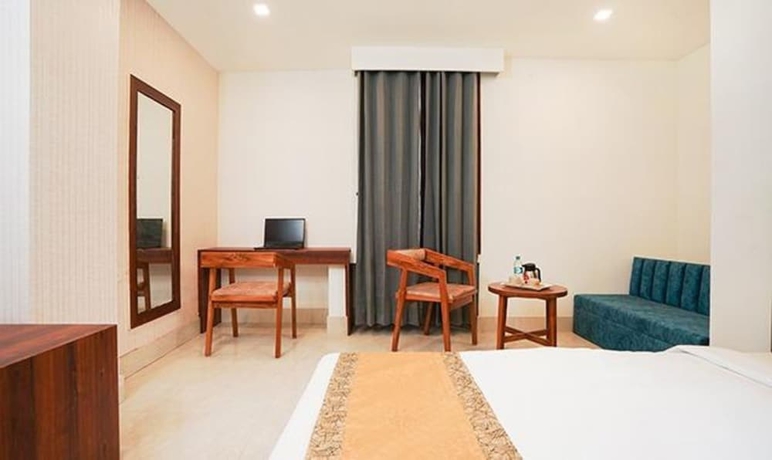 Imagen de la habitación del Hotel FabPrime Royal Inn. Foto 9