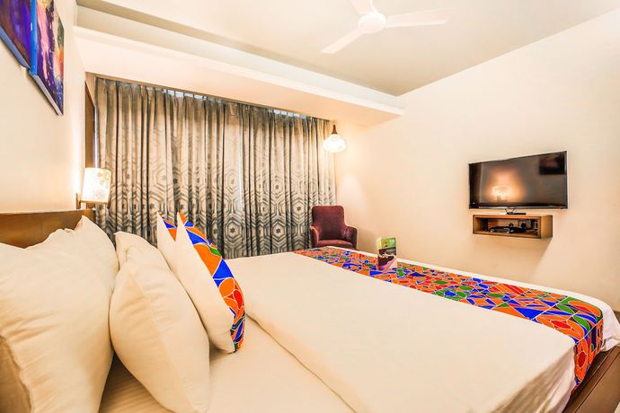 Imagen de la habitación del Hotel FabPrime Silver Resort. Foto 2
