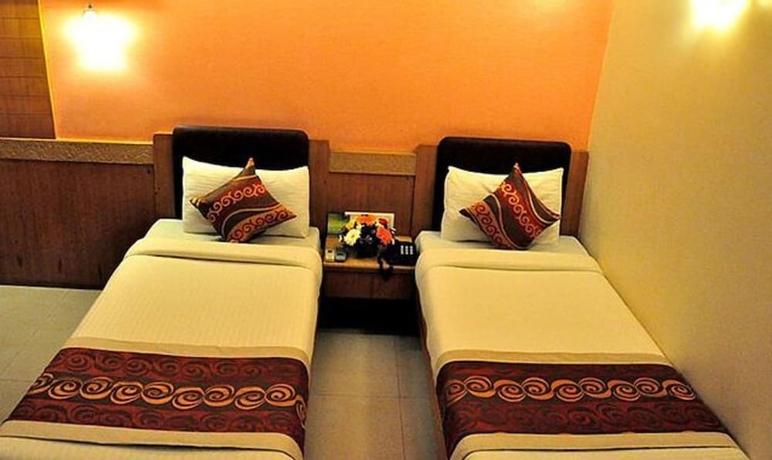 Imagen de la habitación del Hotel FabPrime Supreme. Foto 10