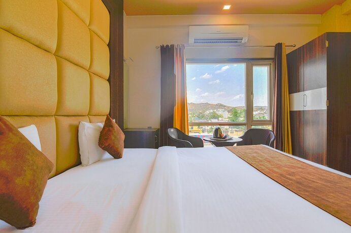 Imagen general del Hotel FabPrime The Royal Galaxy. Foto 1
