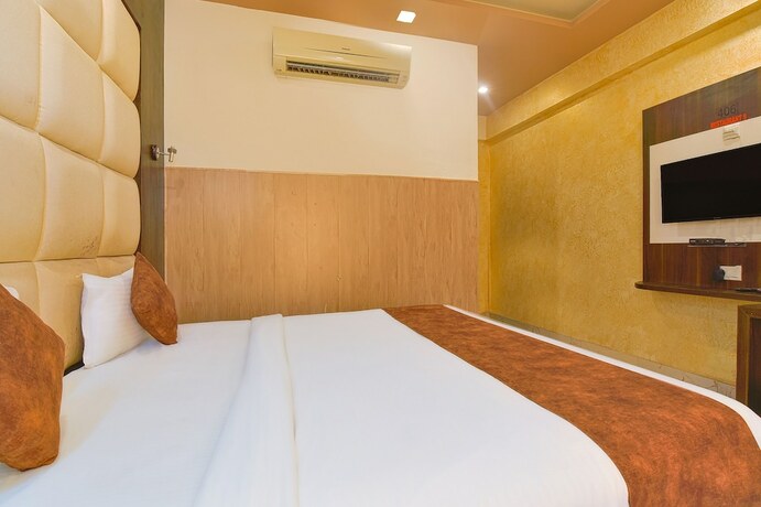 Imagen general del Hotel FabPrime The Royal Galaxy. Foto 2