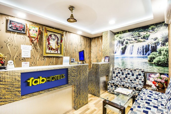 Imagen de los interiores del Hotel FabRajnandani Residency. Foto 20