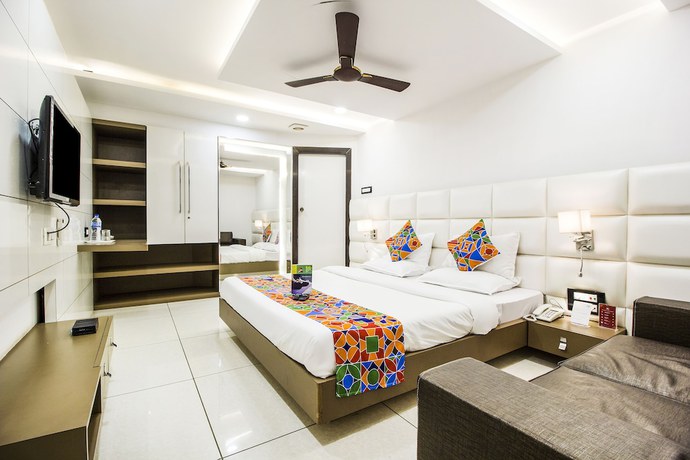 Imagen general del Hotel FabRajnandani Residency. Foto 1