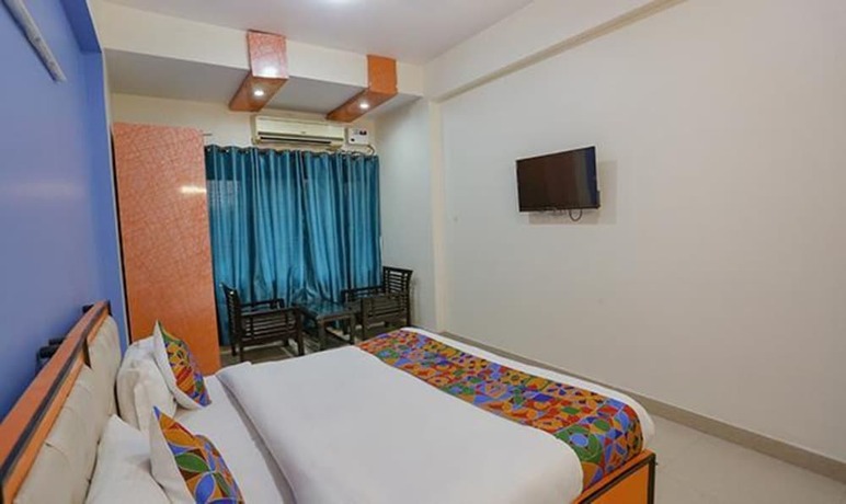 Imagen general del Hotel FabRed Roof Residency. Foto 13